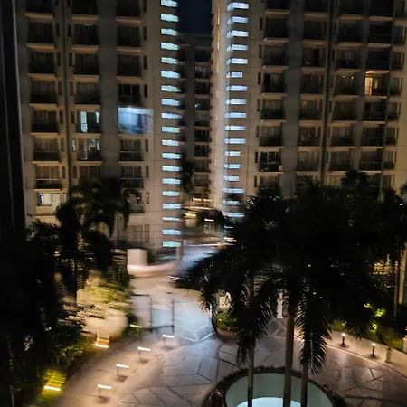 Ldn Secret Crib 5K- Two Palm Tree